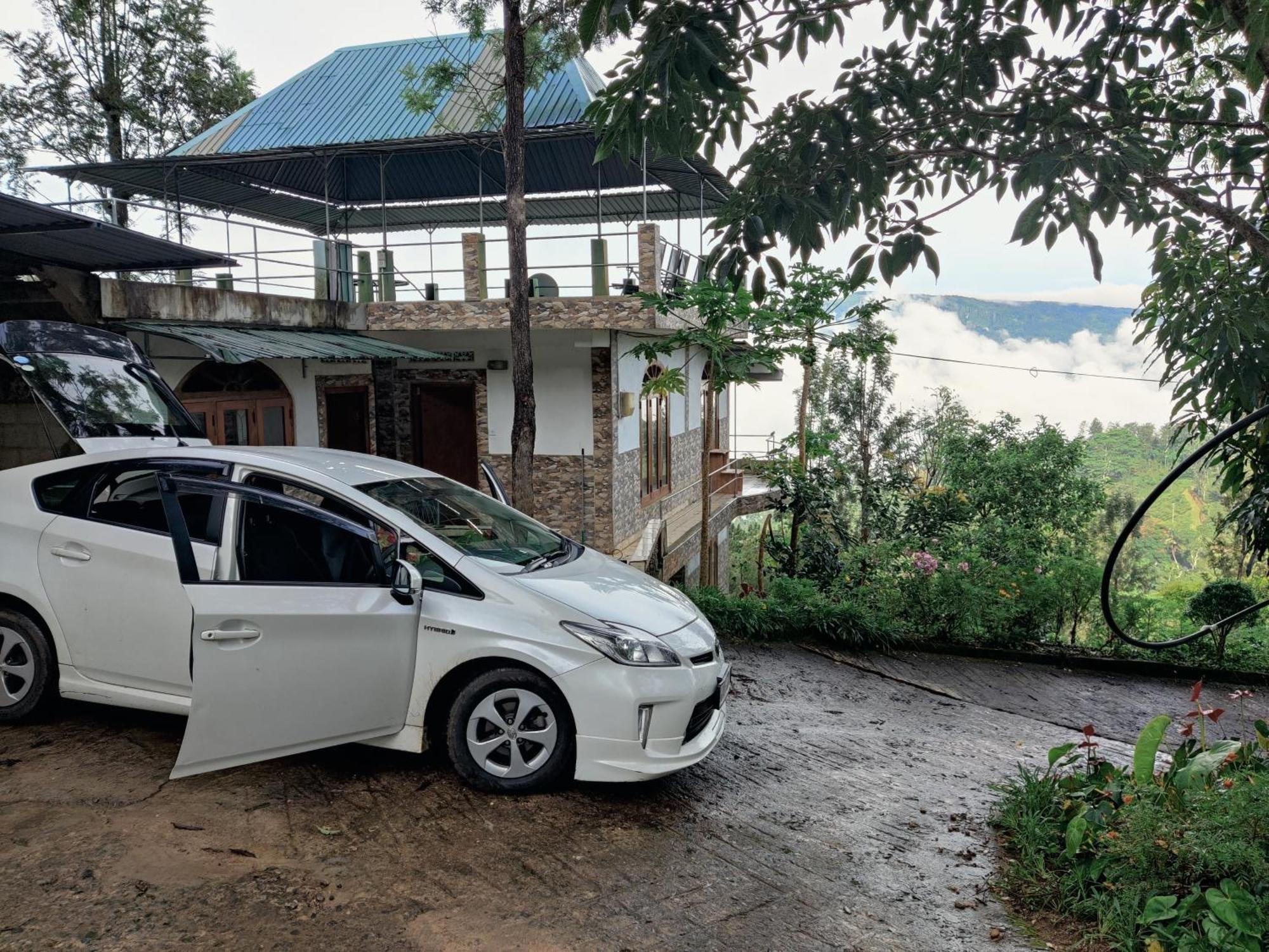 Rohana Estate Lodging & Camping Kandy Buitenkant foto